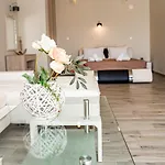 Tereza's Sunset Hotel 3*