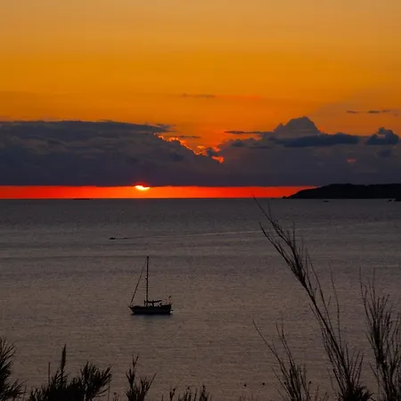 Tereza's Sunset Szálloda 3*