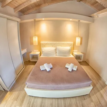 Tereza's Sunset آغيوس ستيفانوس