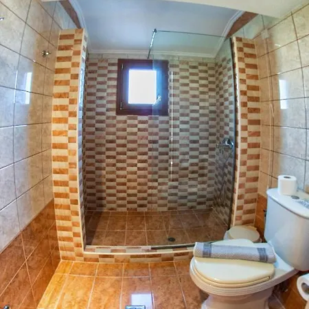 Tereza's Sunset فندق آغيوس ستيفانوس